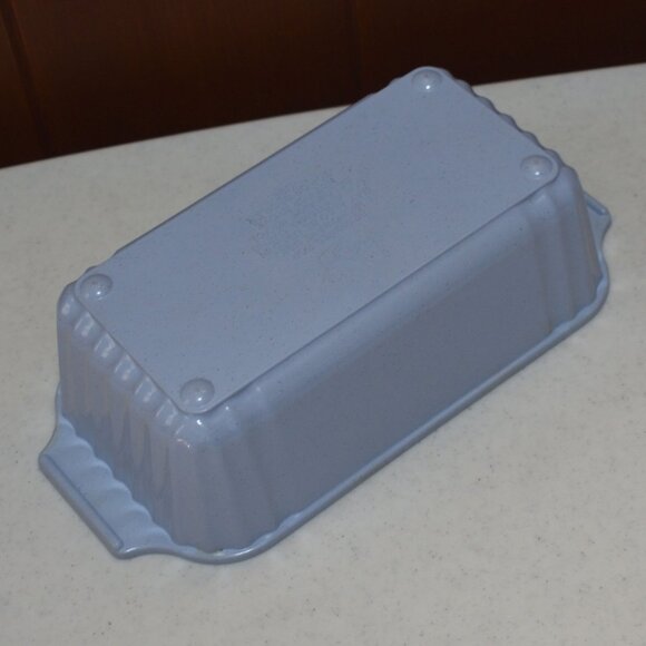 Nordic Ware Microwave Conventional Oven Loaf Pan Gray Baking Bread 4.5 x 8.375" - Picture 6 of 8